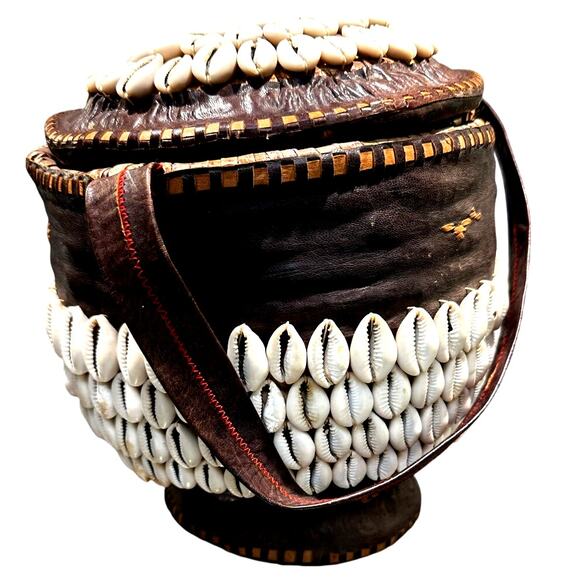 Antique African Tribal Art Hausa Cowrie Shell Hand Basket 8" Leather Handle Trim - Picture 8 of 12